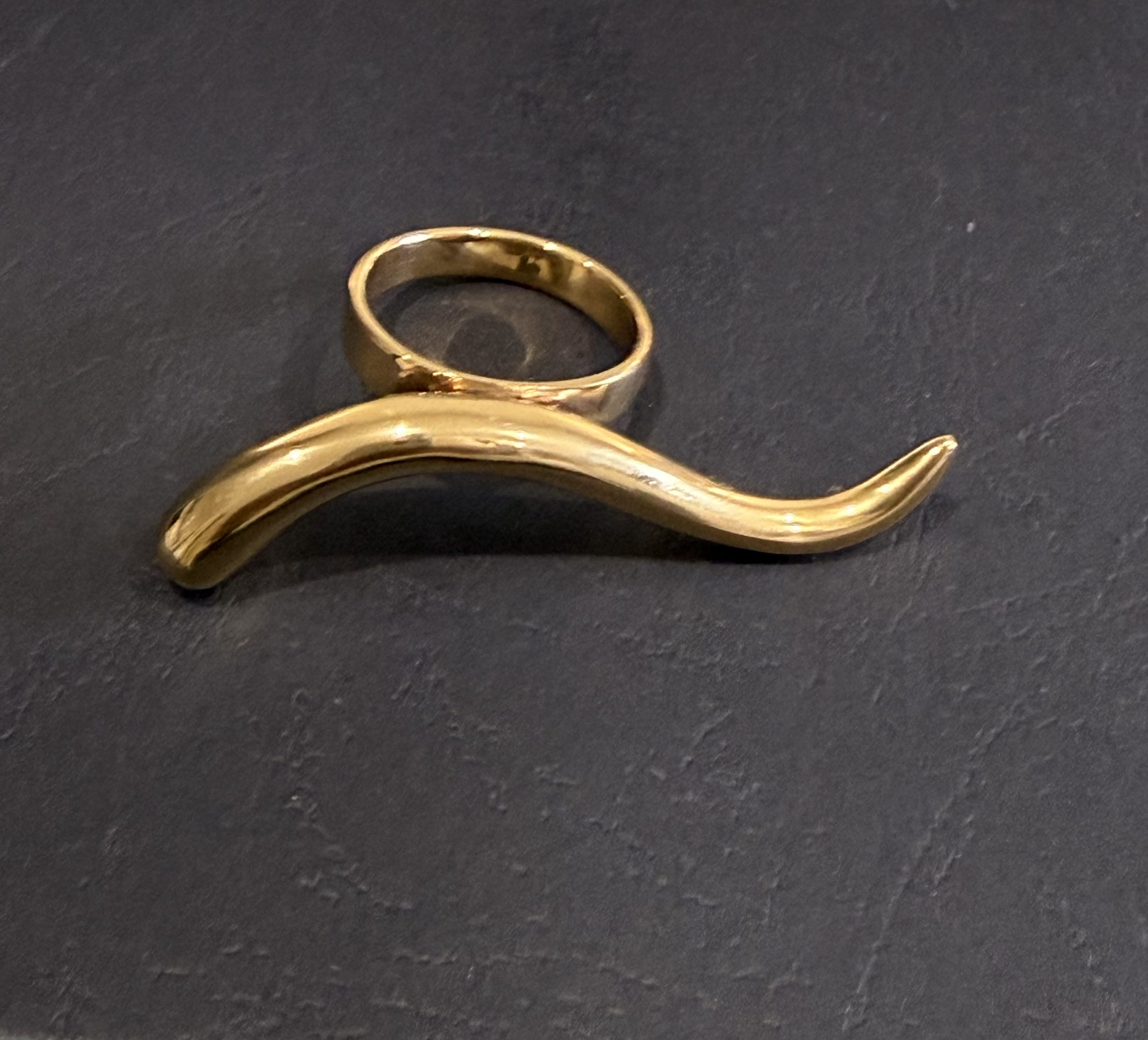 Amara Ring