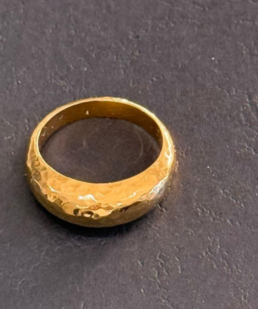 Gold Jambo Ring