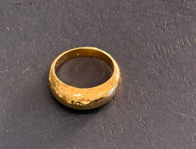 Gold Jambo Ring